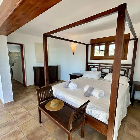 Luxury 5 Bedroom 4 Bath With Private Pool Teulada