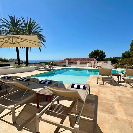 Villa Luxury 5 Bedroom 4 Bath With Private Pool *