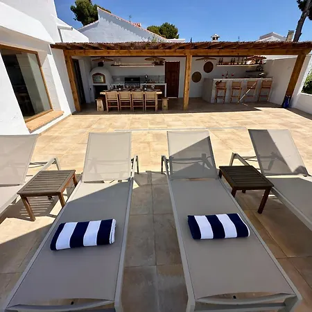 Luxury 5 Bedroom 4 Bath With Private Pool