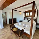 Luxury 5 Bedroom 4 Bath With Private Pool טאולאדה