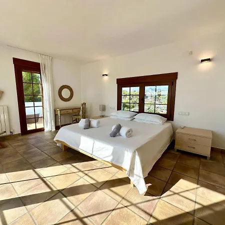 Luxury 5 Bedroom 4 Bath With Private Pool Teulada
