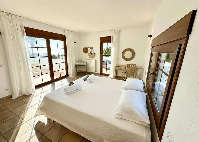 Villa Luxury 5 Bedroom 4 Bath With Private Pool Teulada